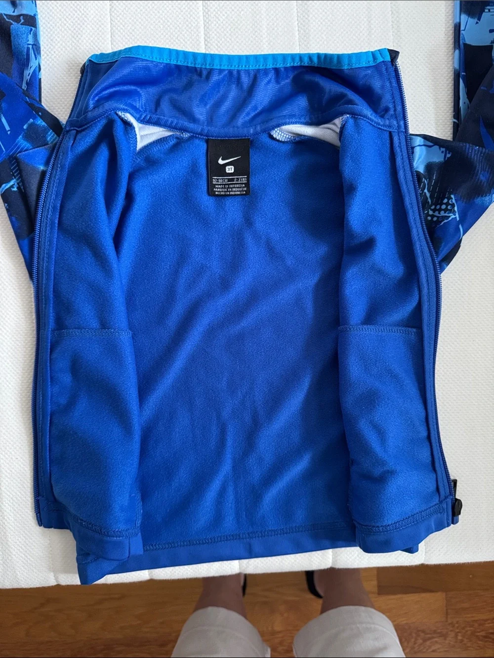 Nike Boys Blue Full-Zip Jacket with Patterned Sleeves